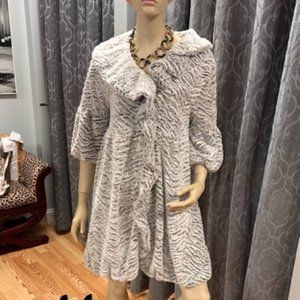 NWT XS Lindi Faux Fur With Ruffle Front & Sleeves